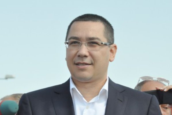 Ponta: În faţa străinilor trebuie să arătăm că suntem mândri
